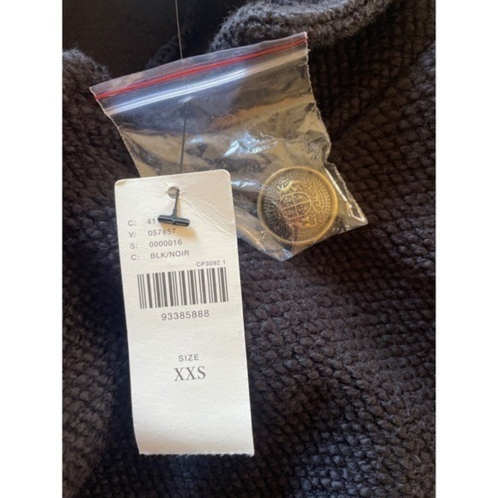 Sold‎ - Picture 7 of 8
